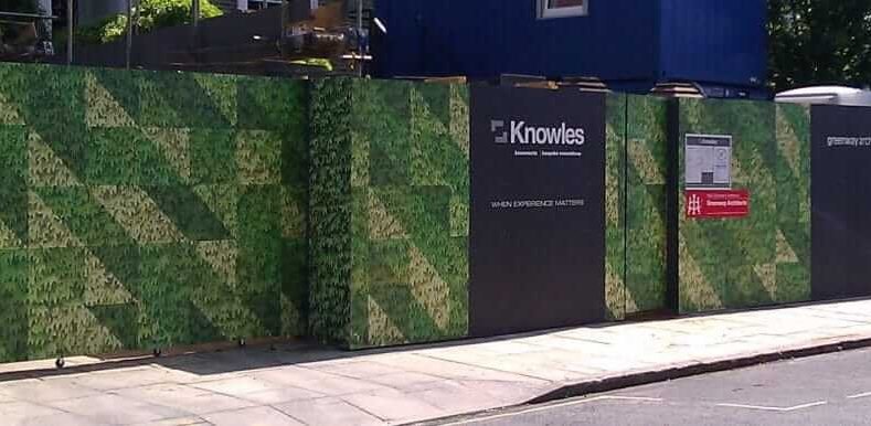 Printed-construction-site-hoarding-789x386